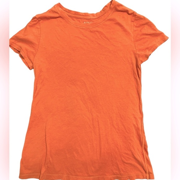 Women’s Athleta Short Sleeve Shirt | Medium - Picture 1 of 2